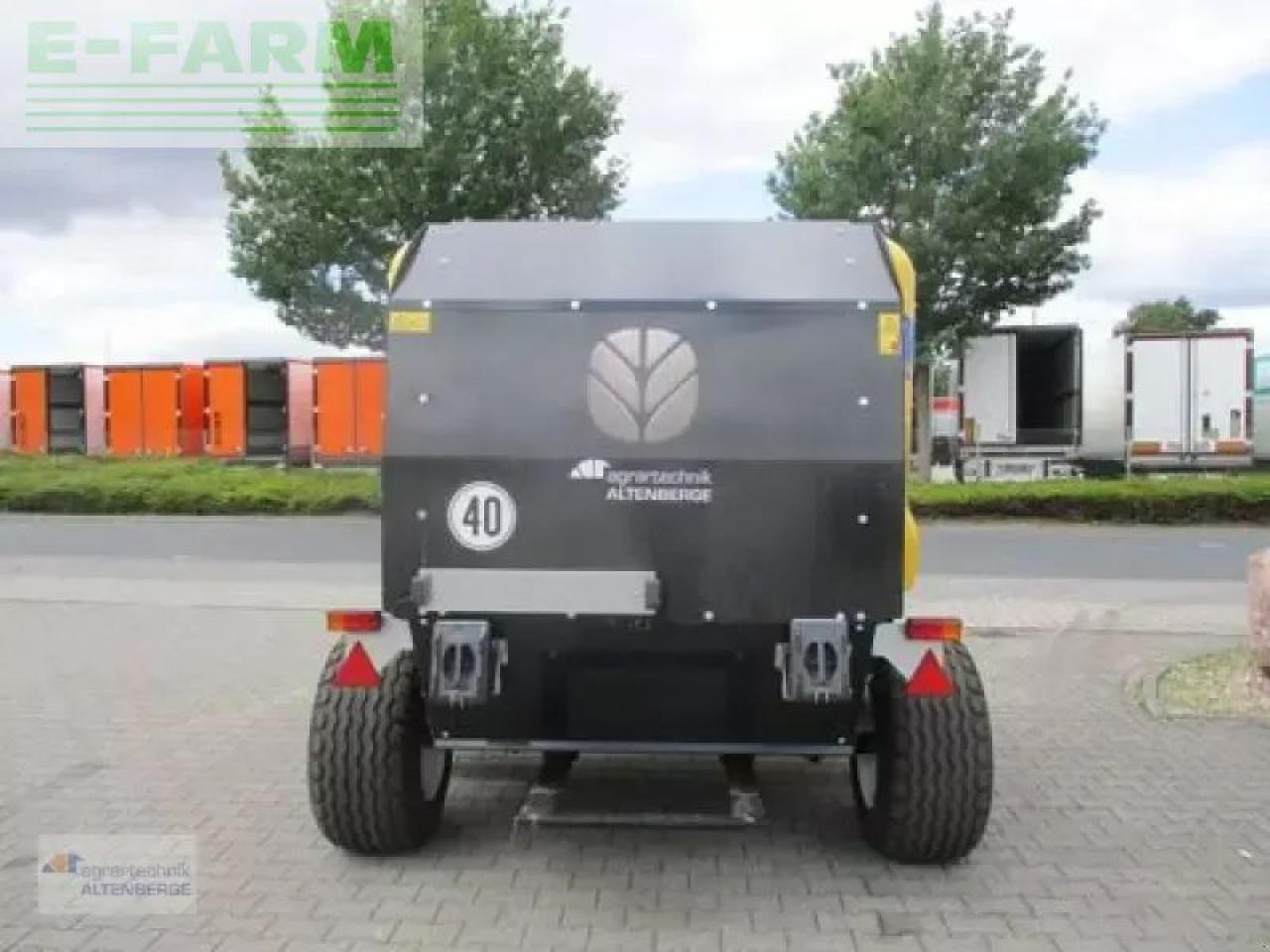 New Holland br 150 utility - Lis na hranaté balíky: obrázok 5 New Holland br 150 utility - Lis na hranaté balíky: obrázok 5