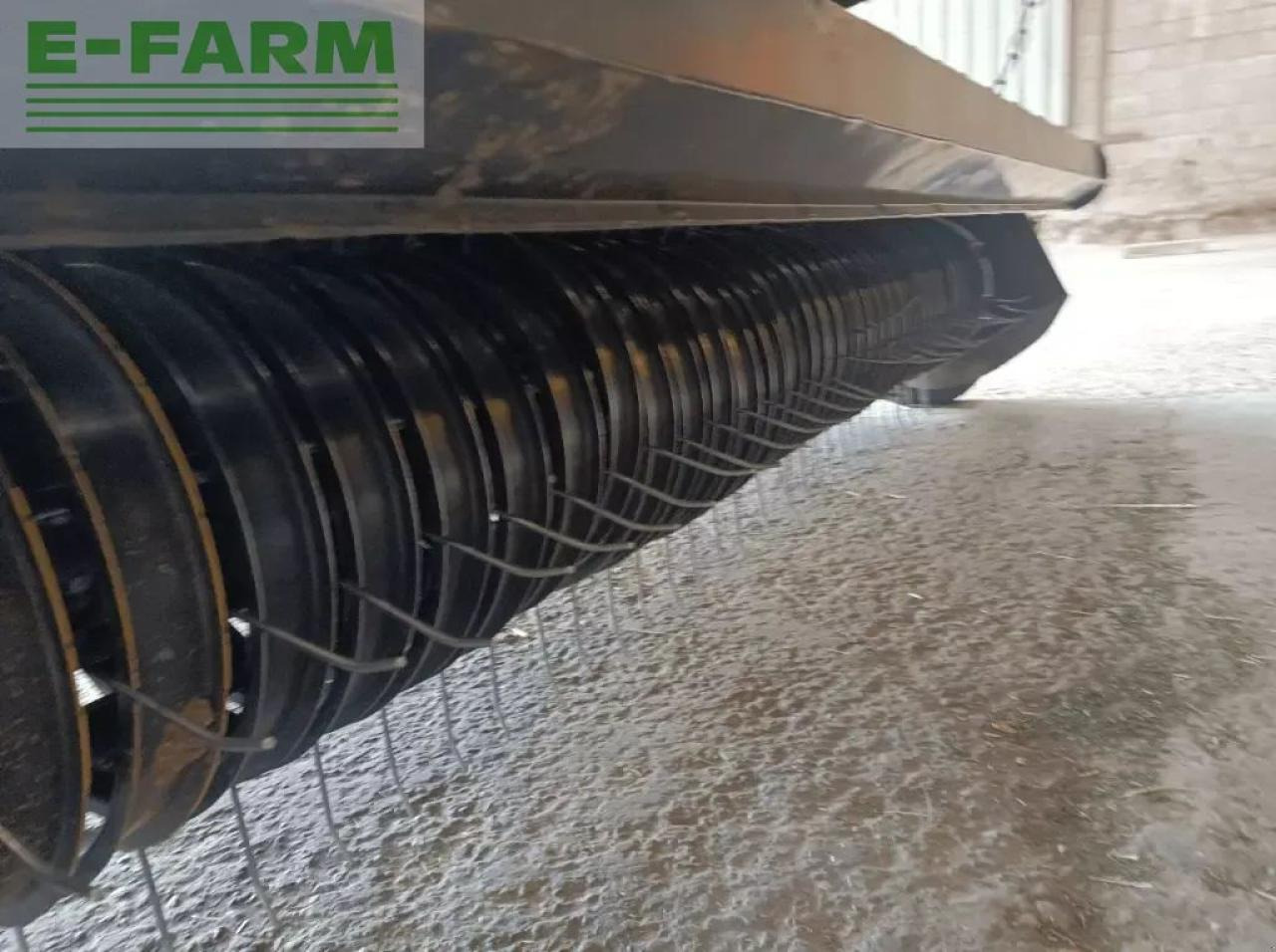 New Holland br7070 crop cutter - Lis na hranaté balíky: obrázok 4 New Holland br7070 crop cutter - Lis na hranaté balíky: obrázok 4