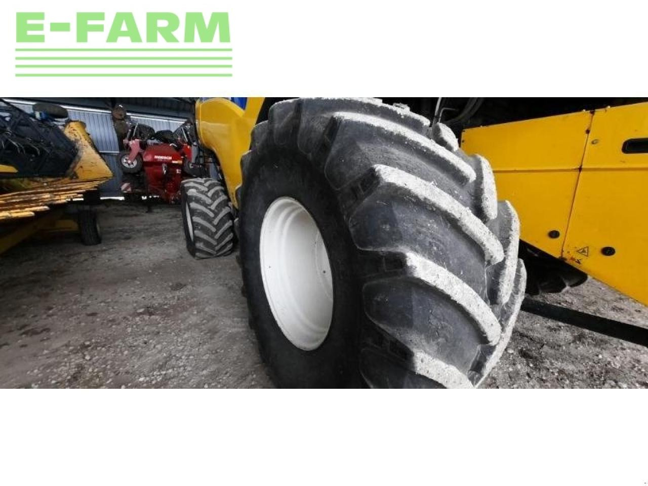 New Holland cr9080 - Obilný kombajn: obrázok 3 New Holland cr9080 - Obilný kombajn: obrázok 3