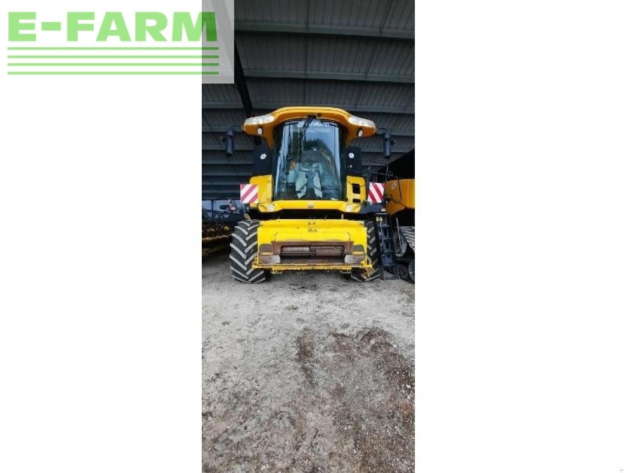 New Holland cr9080 - Obilný kombajn: obrázok 1 New Holland cr9080 - Obilný kombajn: obrázok 1