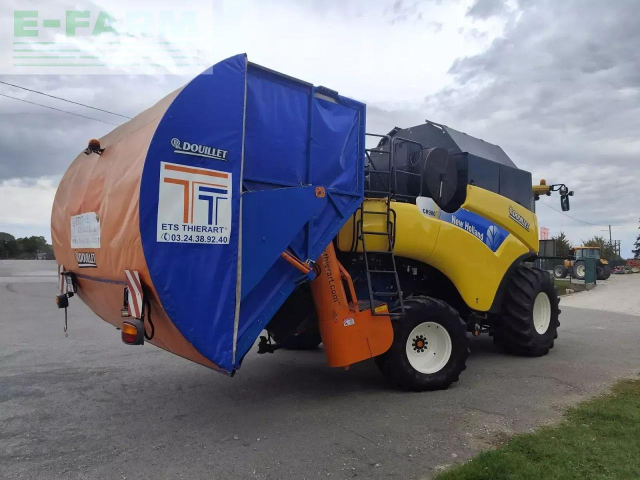 New Holland cr980z - Obilný kombajn: obrázok 3 New Holland cr980z - Obilný kombajn: obrázok 3