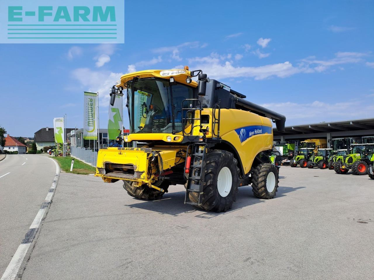 New Holland cx8050 - Obilný kombajn: obrázok 4 New Holland cx8050 - Obilný kombajn: obrázok 4