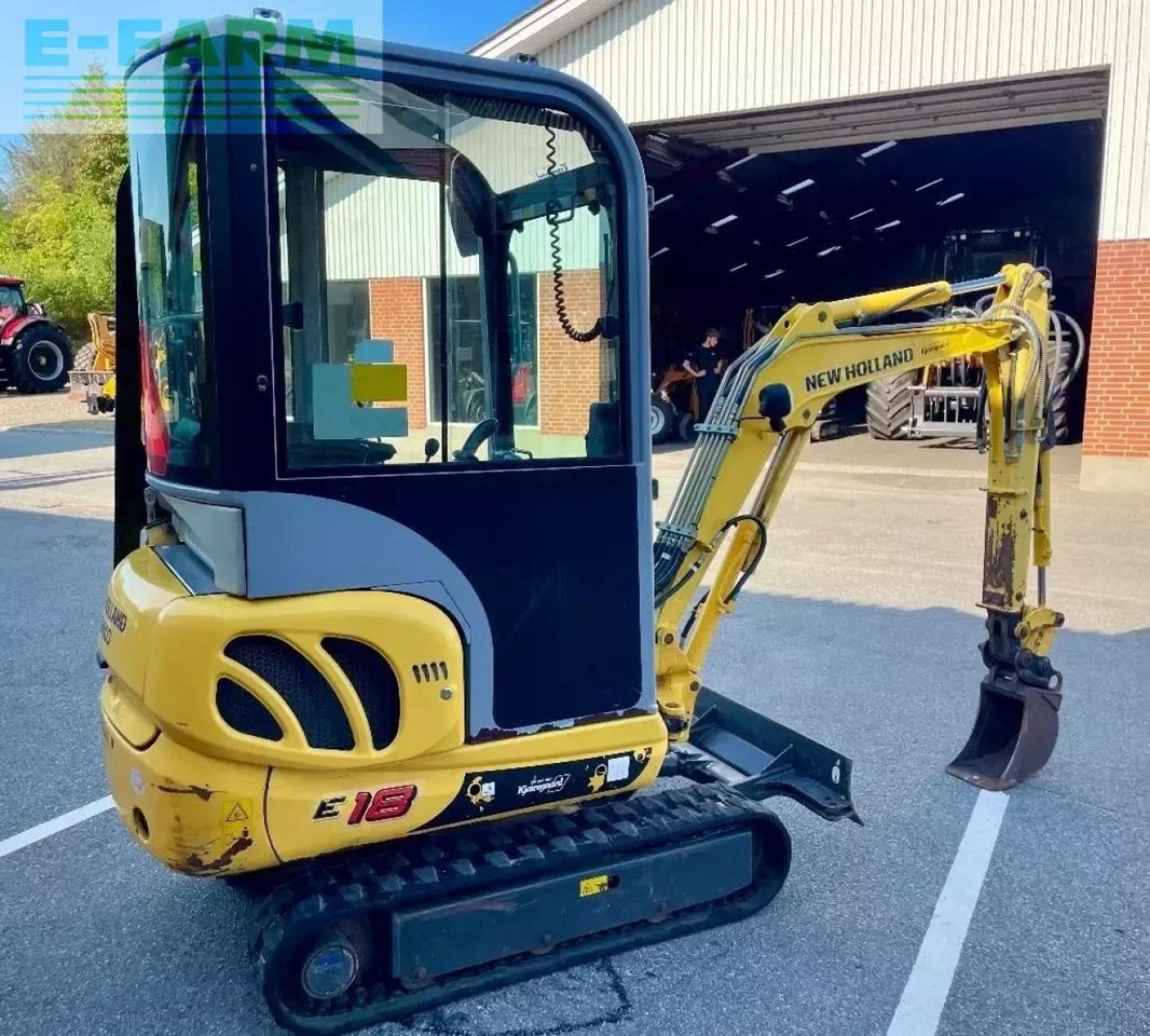 New Holland e 18 c - Mini rýpadlo: obrázok 4 New Holland e 18 c - Mini rýpadlo: obrázok 4