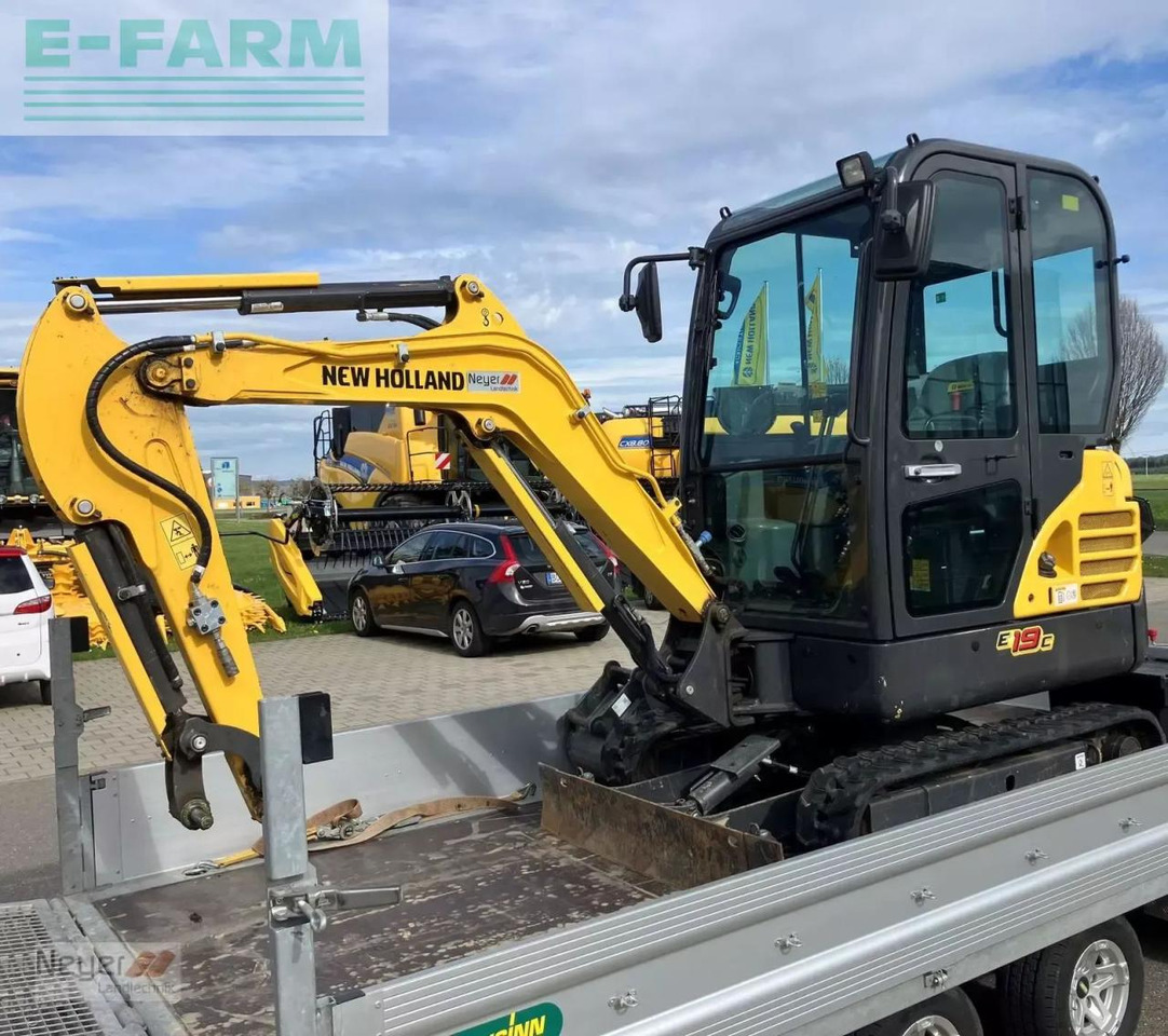 New Holland e19c - Mini rýpadlo: obrázok 3 New Holland e19c - Mini rýpadlo: obrázok 3