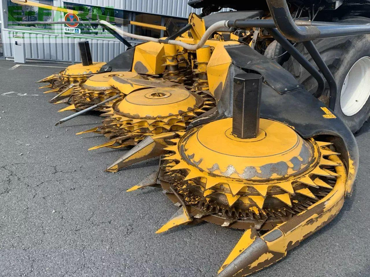 New Holland fr 550 - Samohybná rezačka: obrázok 5 New Holland fr 550 - Samohybná rezačka: obrázok 5