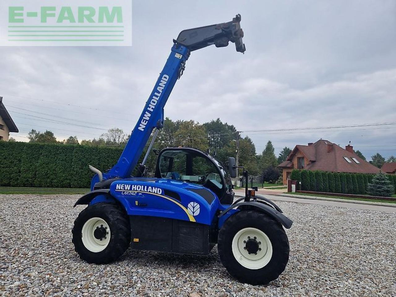 New Holland lm 7.42 - Kolesový nakladač: obrázok 5 New Holland lm 7.42 - Kolesový nakladač: obrázok 5