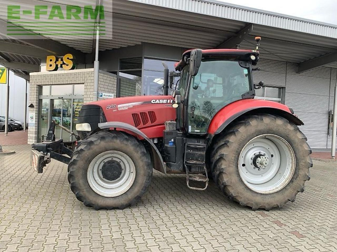 New Holland puma cvx 240 CVX - Traktor: obrázok 1 New Holland puma cvx 240 CVX - Traktor: obrázok 1