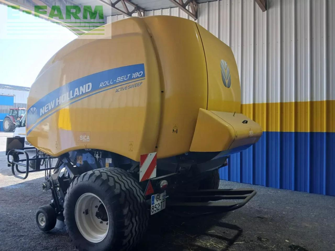 New Holland rb 180 - Lis na hranaté balíky: obrázok 4 New Holland rb 180 - Lis na hranaté balíky: obrázok 4