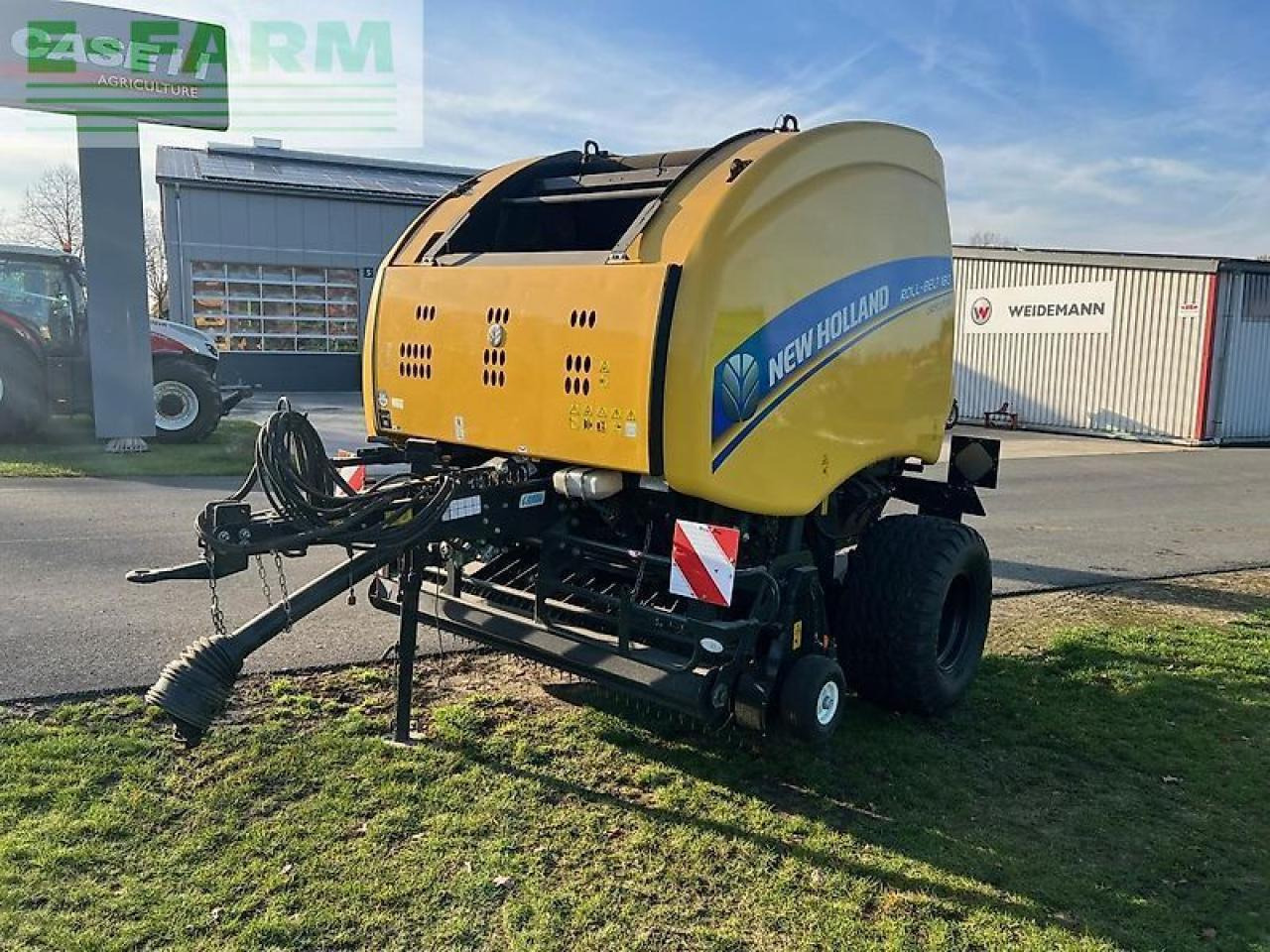 New Holland roll belt 180 cropcutter - Lis na hranaté balíky: obrázok 2 New Holland roll belt 180 cropcutter - Lis na hranaté balíky: obrázok 2