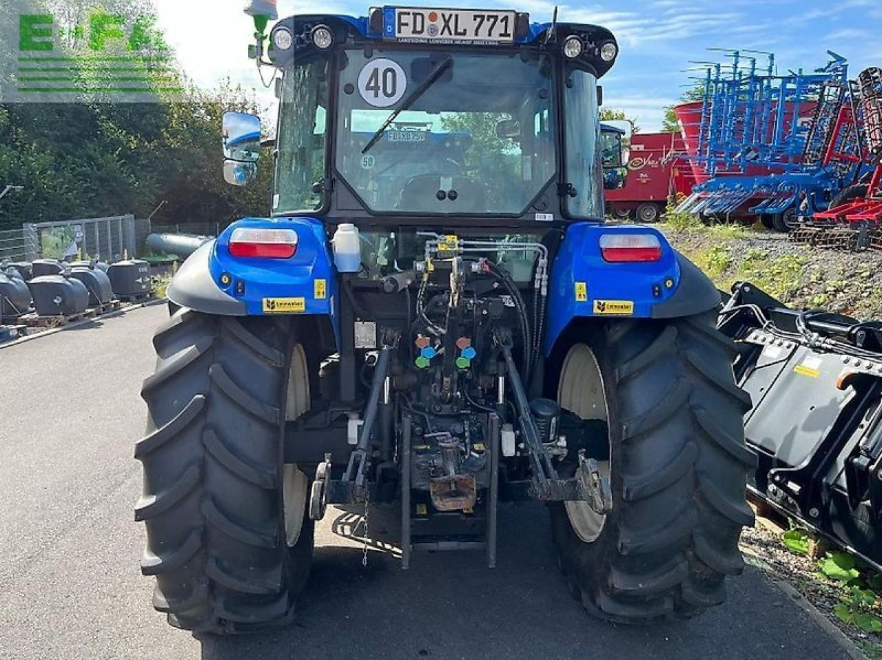New Holland t 5.100 dc - Traktor: obrázok 3 New Holland t 5.100 dc - Traktor: obrázok 3