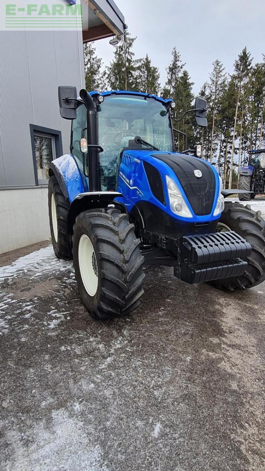 New Holland t5.100 electro command (stufe v) - Traktor: obrázok 2 New Holland t5.100 electro command (stufe v) - Traktor: obrázok 2