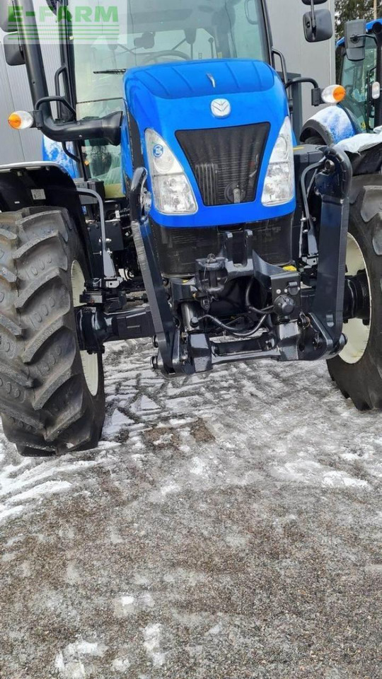 New Holland t5.100s - Traktor: obrázok 2 New Holland t5.100s - Traktor: obrázok 2
