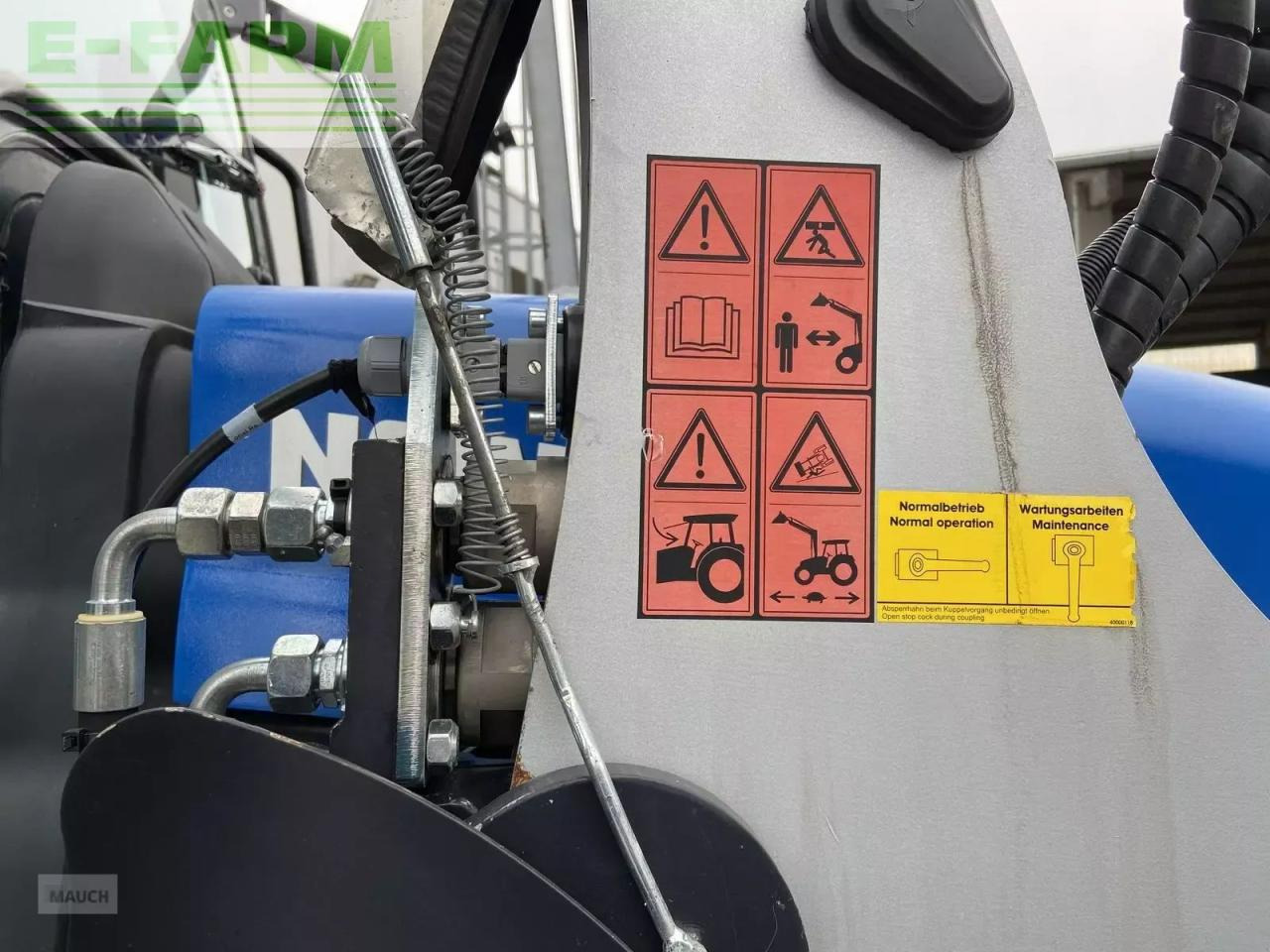 New Holland t5.105 electro command - Traktor: obrázok 5 New Holland t5.105 electro command - Traktor: obrázok 5