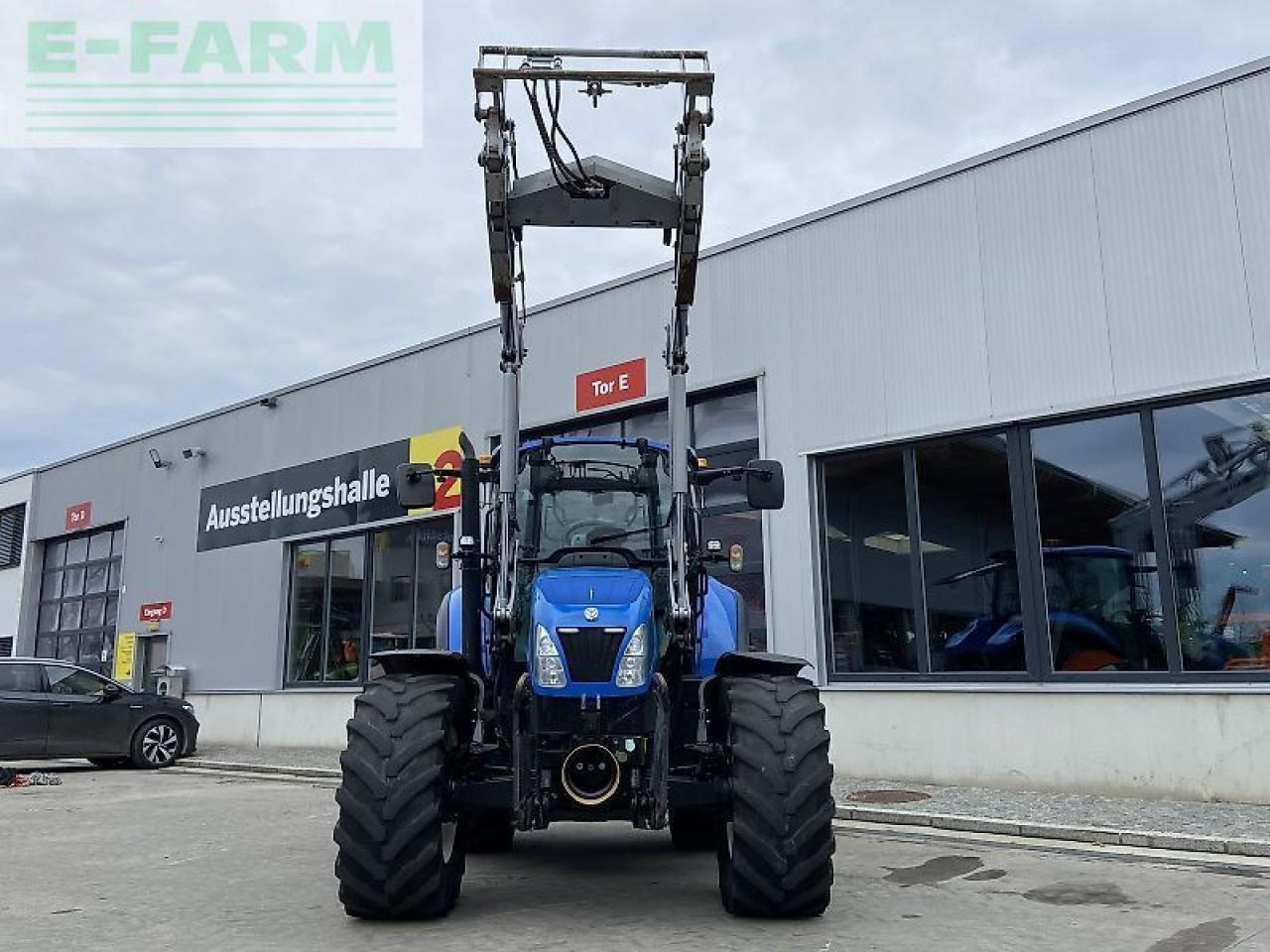 New Holland t5.105 electro command - Traktor: obrázok 4 New Holland t5.105 electro command - Traktor: obrázok 4