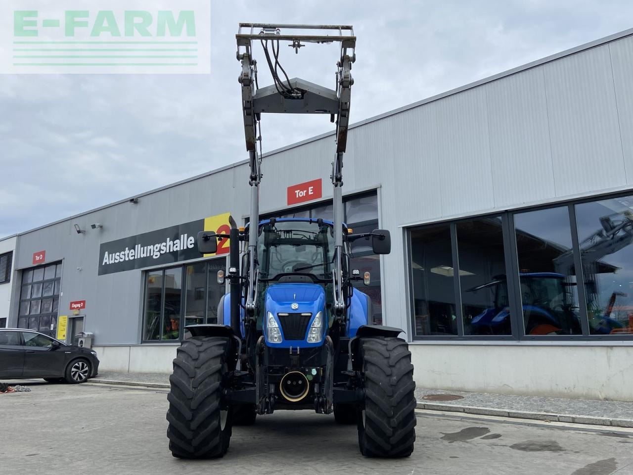 New Holland t5.105 electro command - Traktor: obrázok 4 New Holland t5.105 electro command - Traktor: obrázok 4