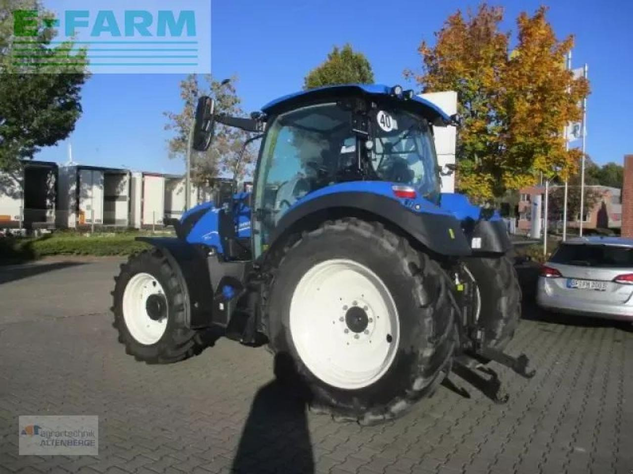 New Holland t5.110 dynamic command - Traktor: obrázok 4 New Holland t5.110 dynamic command - Traktor: obrázok 4