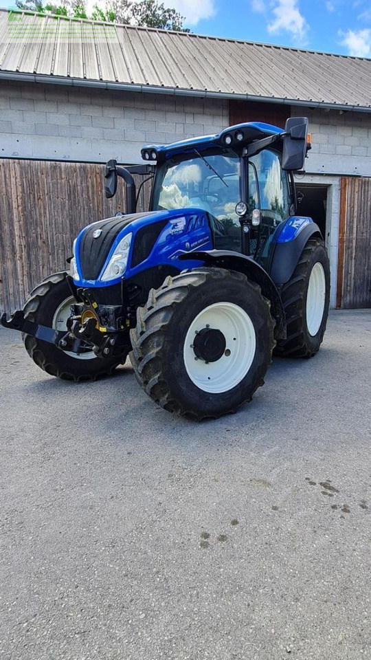 New Holland t5.120 dynamic command (stage v) - Traktor: obrázok 2 New Holland t5.120 dynamic command (stage v) - Traktor: obrázok 2