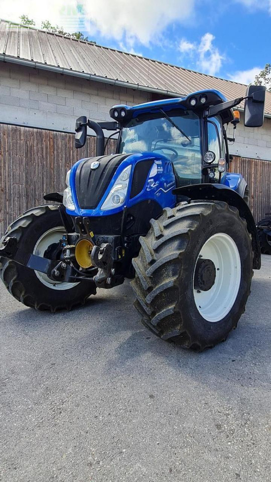 New Holland t5.120 dynamic command (stage v) - Traktor: obrázok 4 New Holland t5.120 dynamic command (stage v) - Traktor: obrázok 4