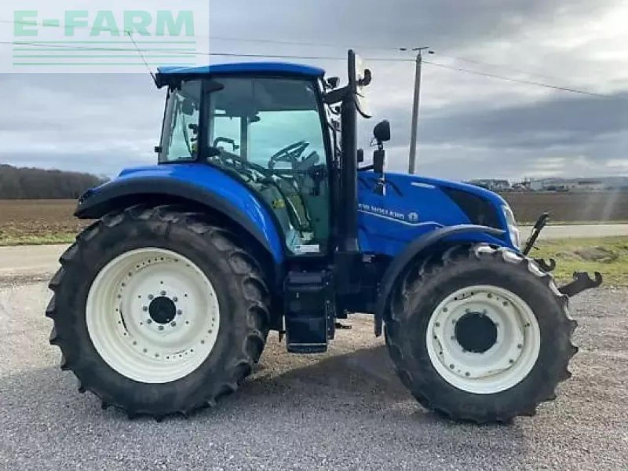 New Holland t5.120 electro command - Traktor: obrázok 3 New Holland t5.120 electro command - Traktor: obrázok 3