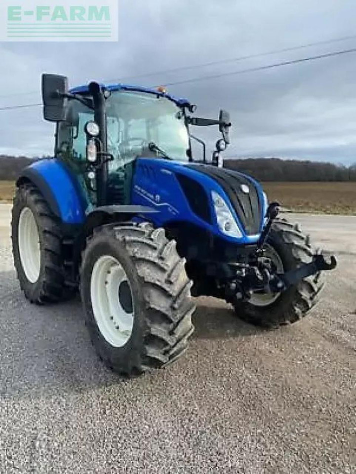 New Holland t5.120 electro command - Traktor: obrázok 1 New Holland t5.120 electro command - Traktor: obrázok 1