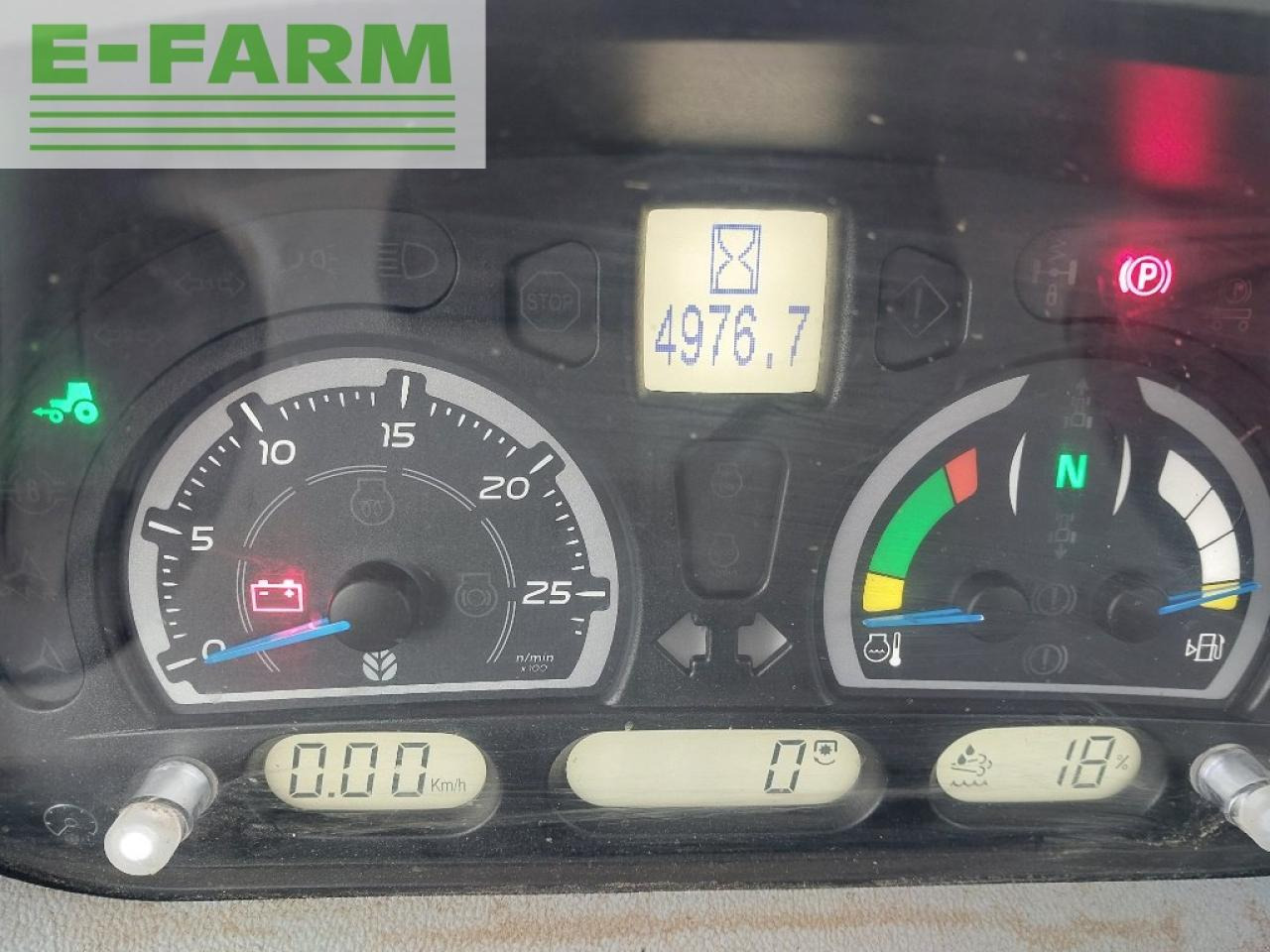 New Holland t6.155 - Traktor: obrázok 5 New Holland t6.155 - Traktor: obrázok 5