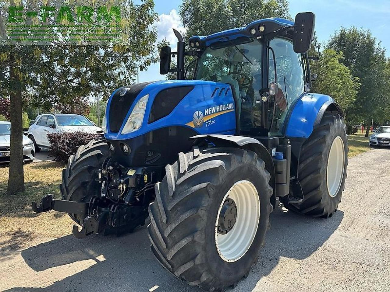 New Holland t7.210 - Traktor: obrázok 1 New Holland t7.210 - Traktor: obrázok 1