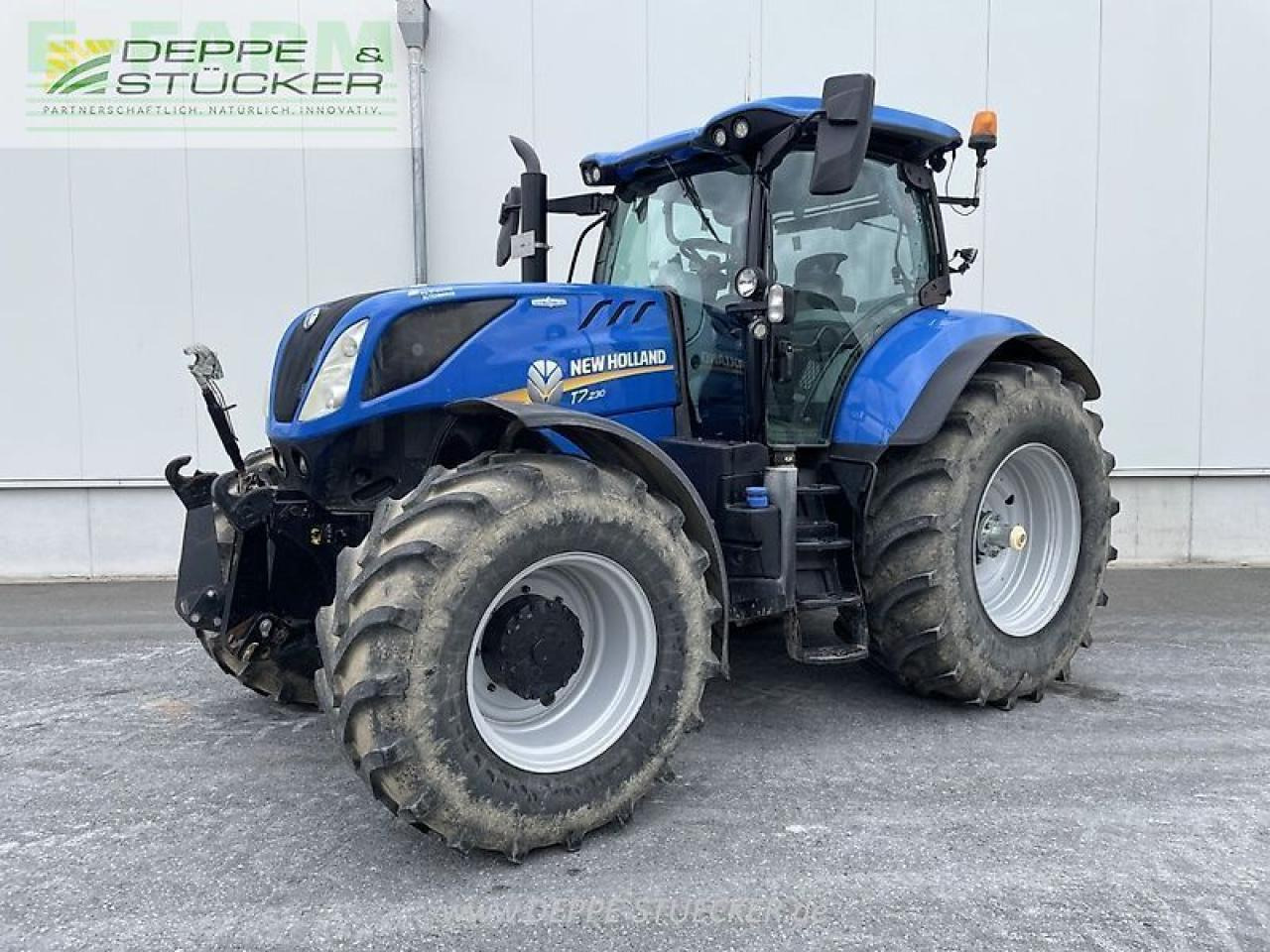 New Holland t7.230 - Traktor: obrázok 1 New Holland t7.230 - Traktor: obrázok 1