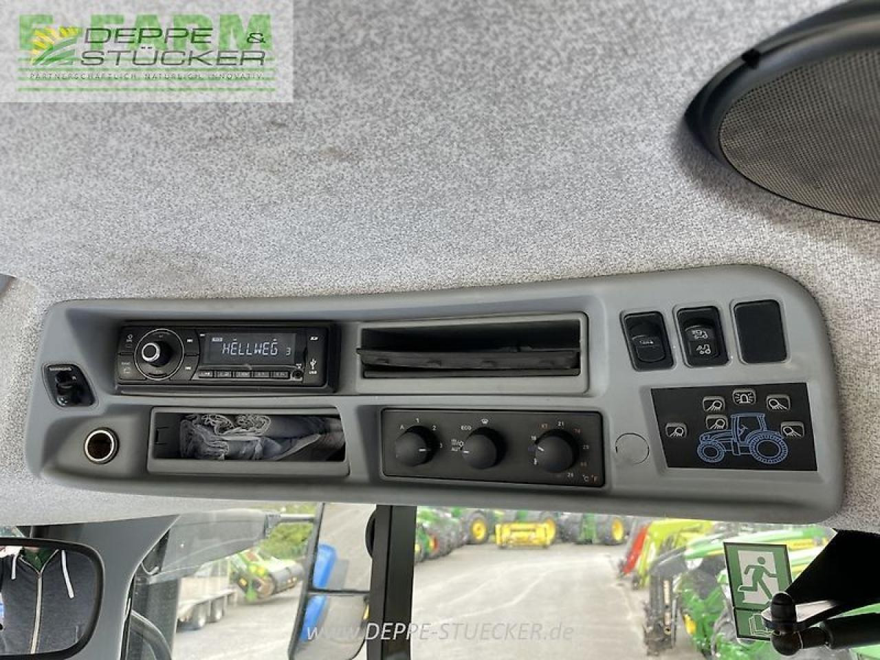 New Holland t7.230 - Traktor: obrázok 2 New Holland t7.230 - Traktor: obrázok 2