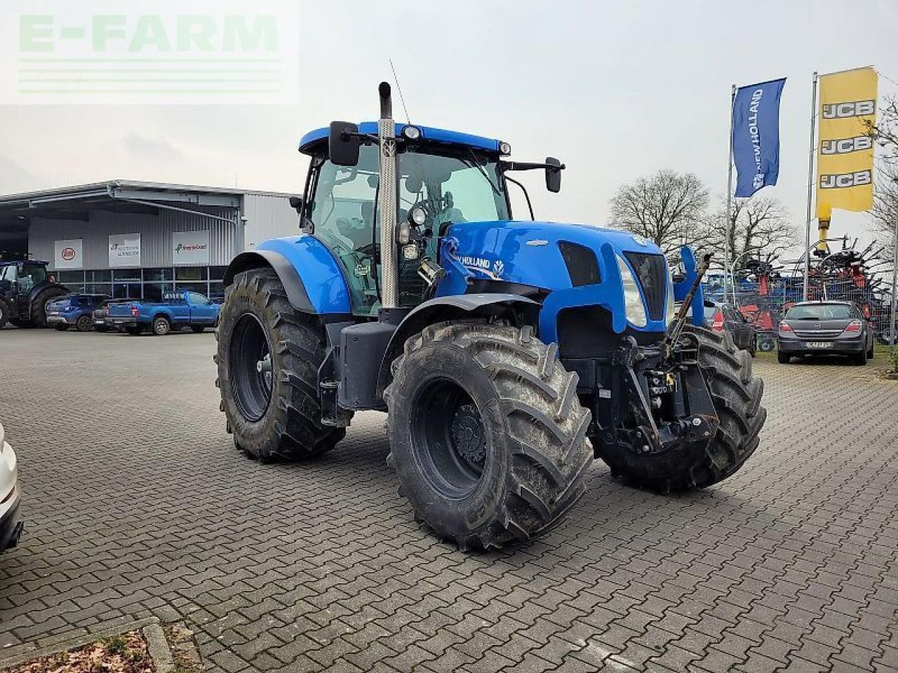 New Holland t7.250 ac - Traktor: obrázok 4 New Holland t7.250 ac - Traktor: obrázok 4