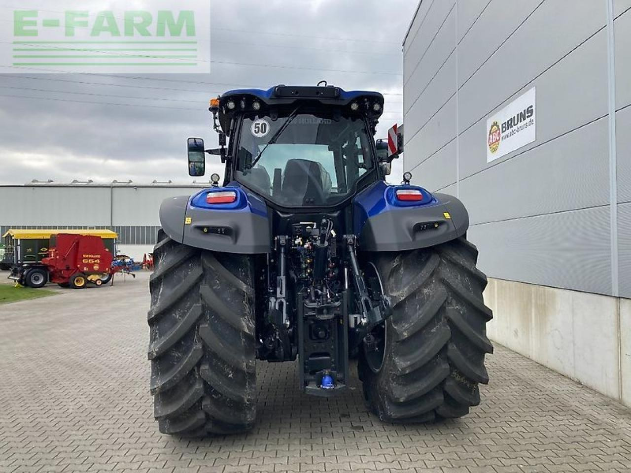 New Holland t7.315 hd autocommand new gen HD - Traktor: obrázok 3 New Holland t7.315 hd autocommand new gen HD - Traktor: obrázok 3