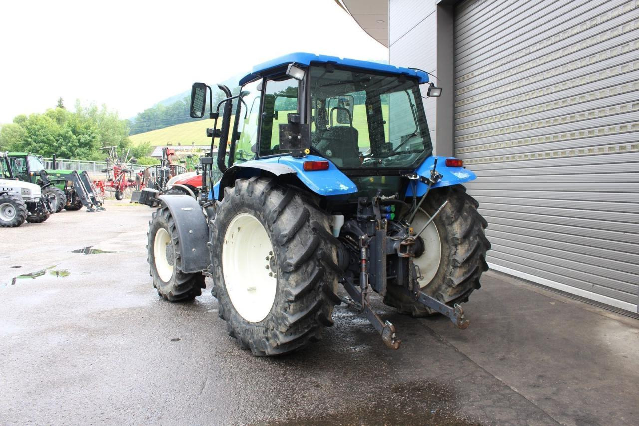 New Holland tl 80 - Traktor: obrázok 3 New Holland tl 80 - Traktor: obrázok 3