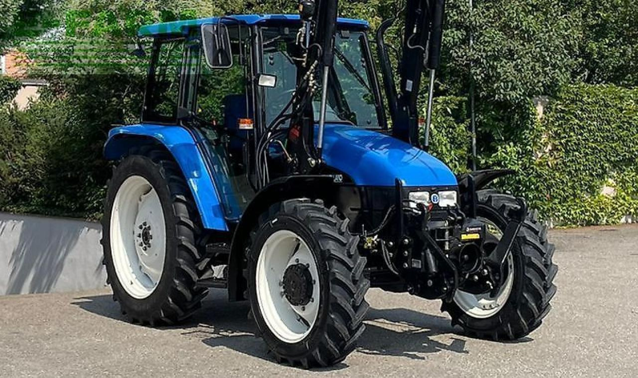New Holland tl100 (4wd) - Traktor: obrázok 3 New Holland tl100 (4wd) - Traktor: obrázok 3