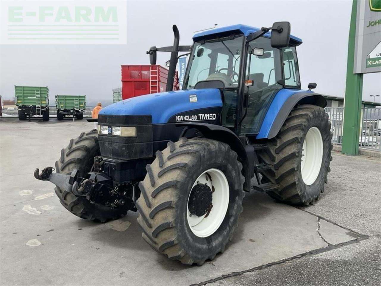 New Holland tm 150 - Traktor: obrázok 1 New Holland tm 150 - Traktor: obrázok 1