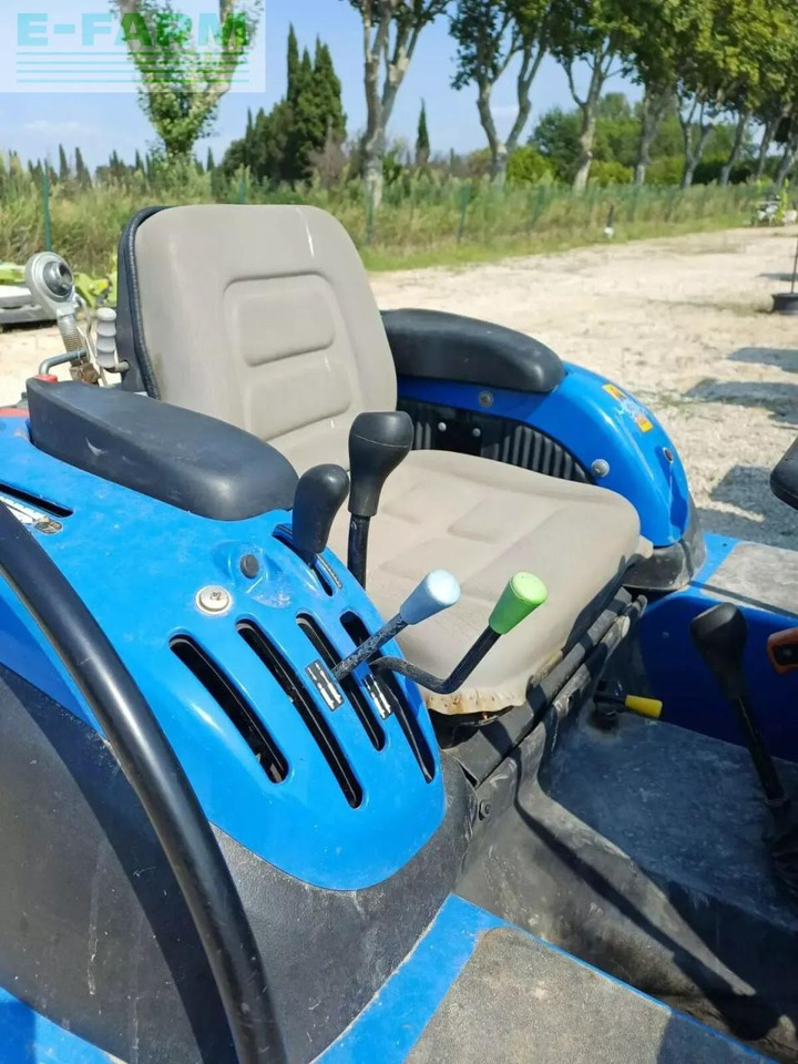 New Holland tracteur tk 4030f - Traktor: obrázok 4 New Holland tracteur tk 4030f - Traktor: obrázok 4