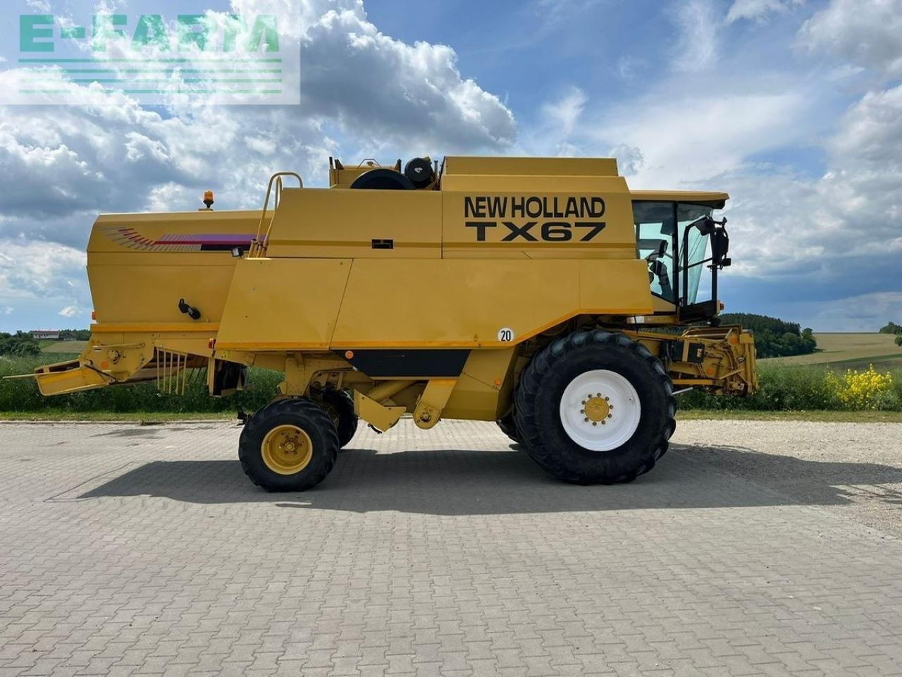 New Holland tx 67 - Obilný kombajn: obrázok 1 New Holland tx 67 - Obilný kombajn: obrázok 1