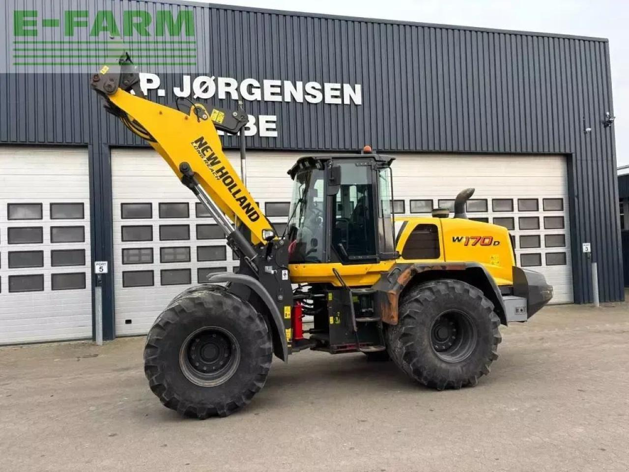 New Holland w 170 d lr - Mini rýpadlo: obrázok 3 New Holland w 170 d lr - Mini rýpadlo: obrázok 3