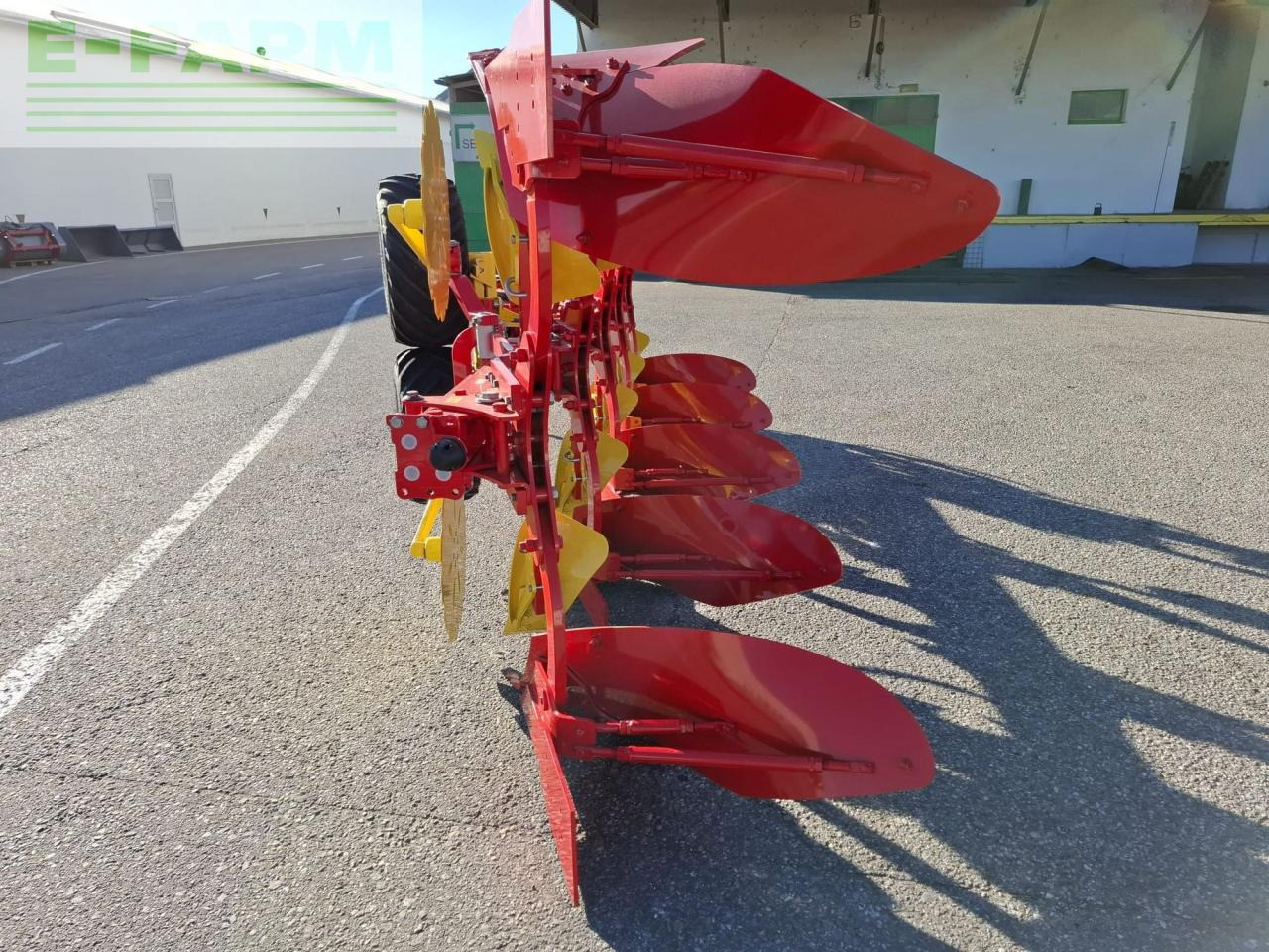 Pöttinger Servo 3000 - Pluh: obrázok 5 Pöttinger Servo 3000 - Pluh: obrázok 5