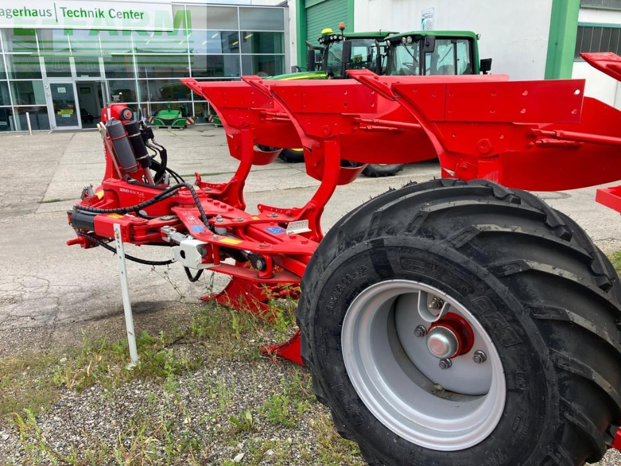 Pöttinger Servo 45M Plus - Pluh: obrázok 2 Pöttinger Servo 45M Plus - Pluh: obrázok 2