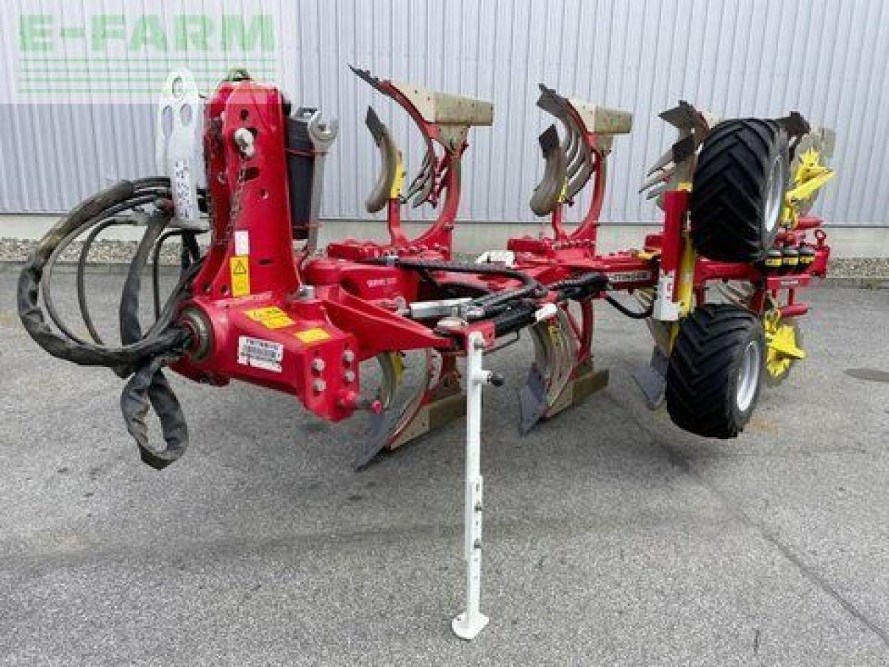 Pöttinger servo 3000 plus nova 4-scharig - Pluh: obrázok 2 Pöttinger servo 3000 plus nova 4-scharig - Pluh: obrázok 2