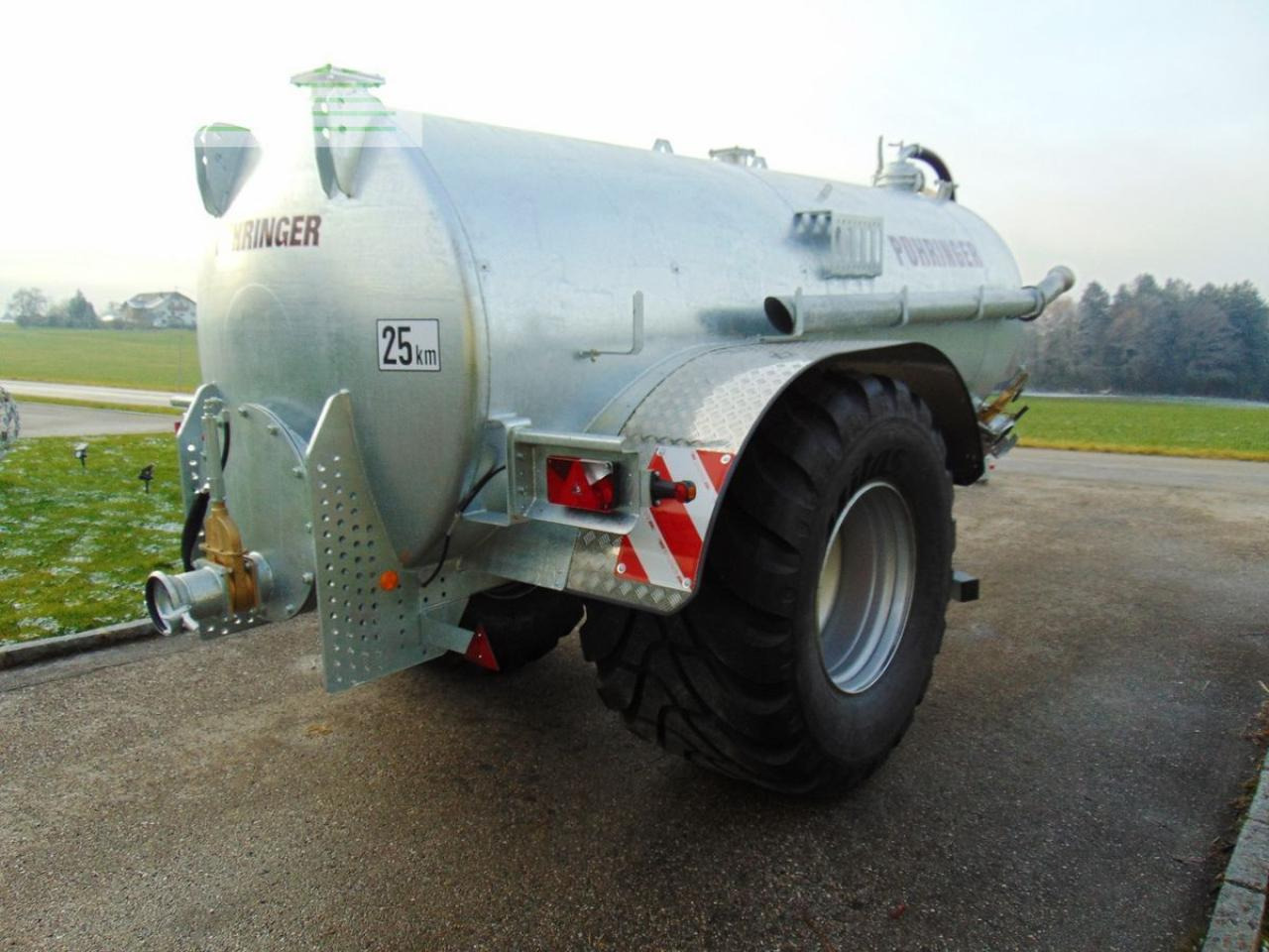 Pühringer 9000 - Fekálny náves: obrázok 4 Pühringer 9000 - Fekálny náves: obrázok 4