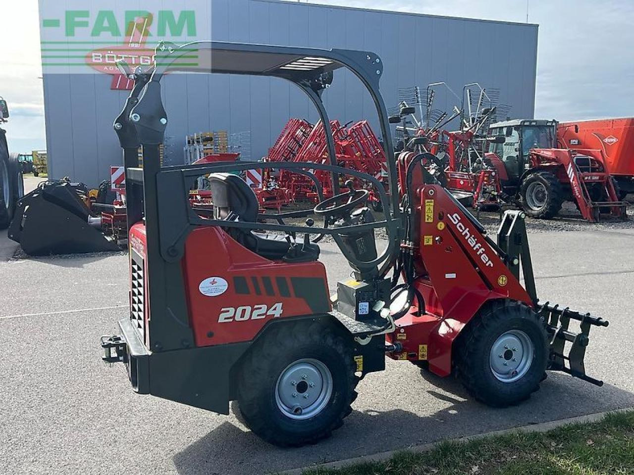 Schäffer 2024 - Mini rýpadlo: obrázok 5 Schäffer 2024 - Mini rýpadlo: obrázok 5