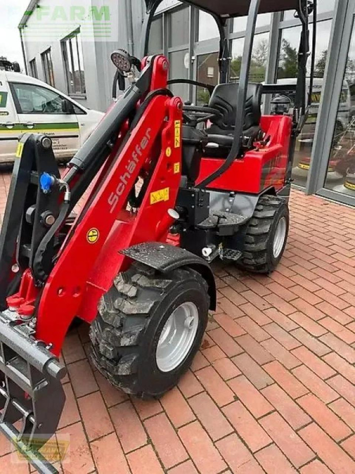 Schäffer 2028 - 2 euro-aufnahme - Kolesový nakladač: obrázok 4 Schäffer 2028 - 2 euro-aufnahme - Kolesový nakladač: obrázok 4