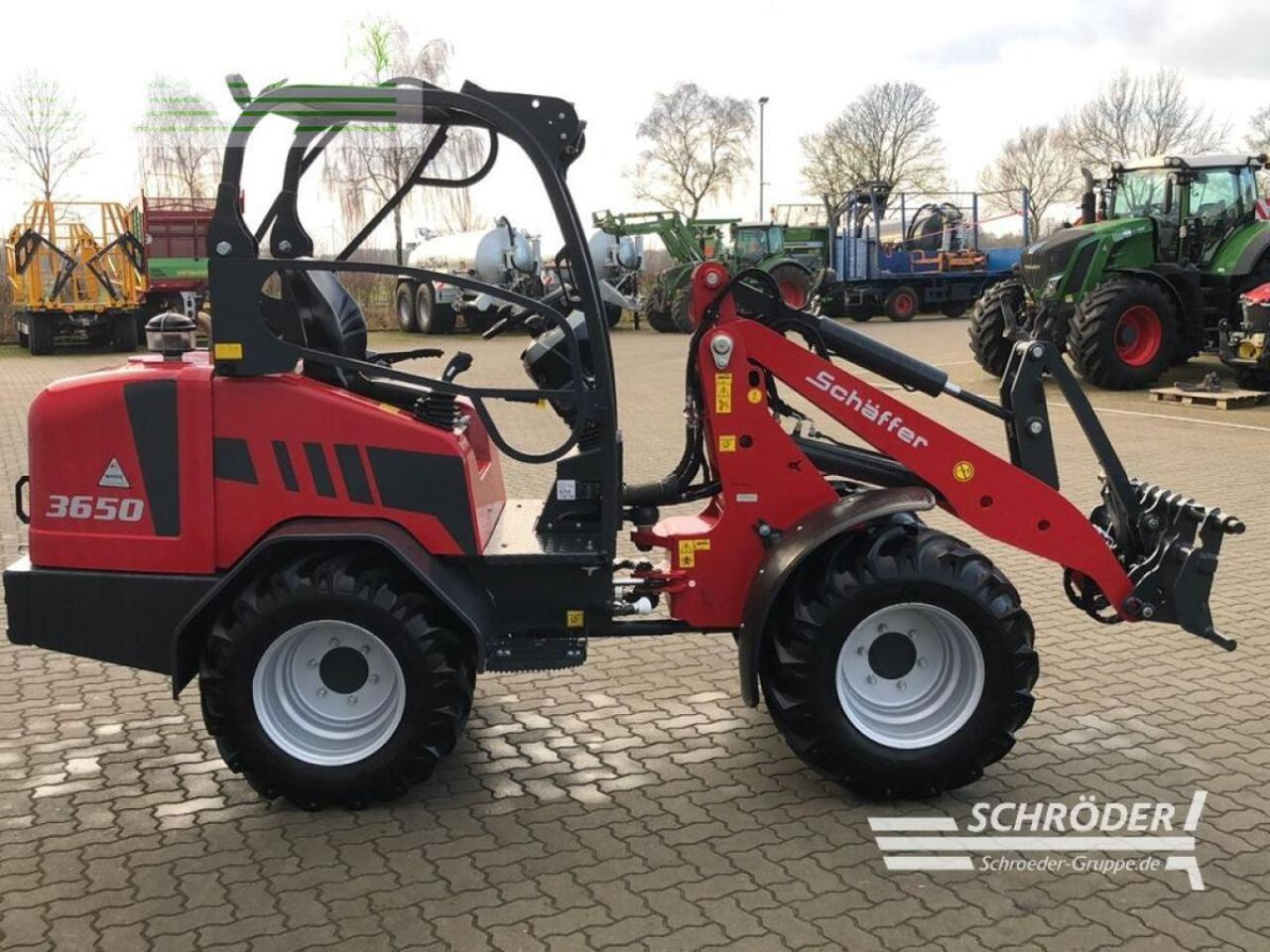 Schäffer 3650 - Mini rýpadlo: obrázok 5 Schäffer 3650 - Mini rýpadlo: obrázok 5