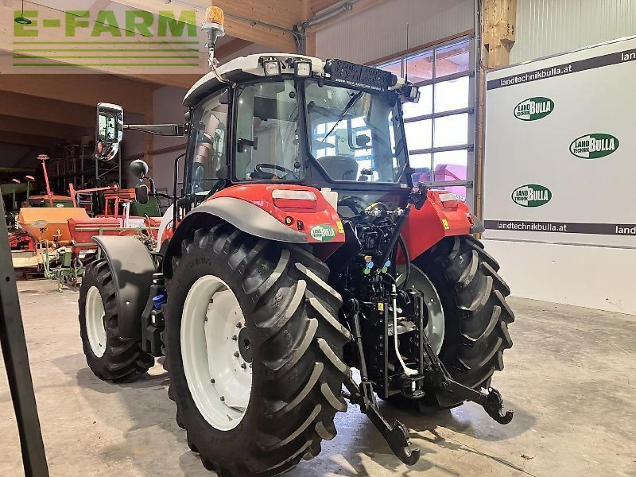 Steyr 4090 kompakt (stage v) - Traktor: obrázok 4 Steyr 4090 kompakt (stage v) - Traktor: obrázok 4