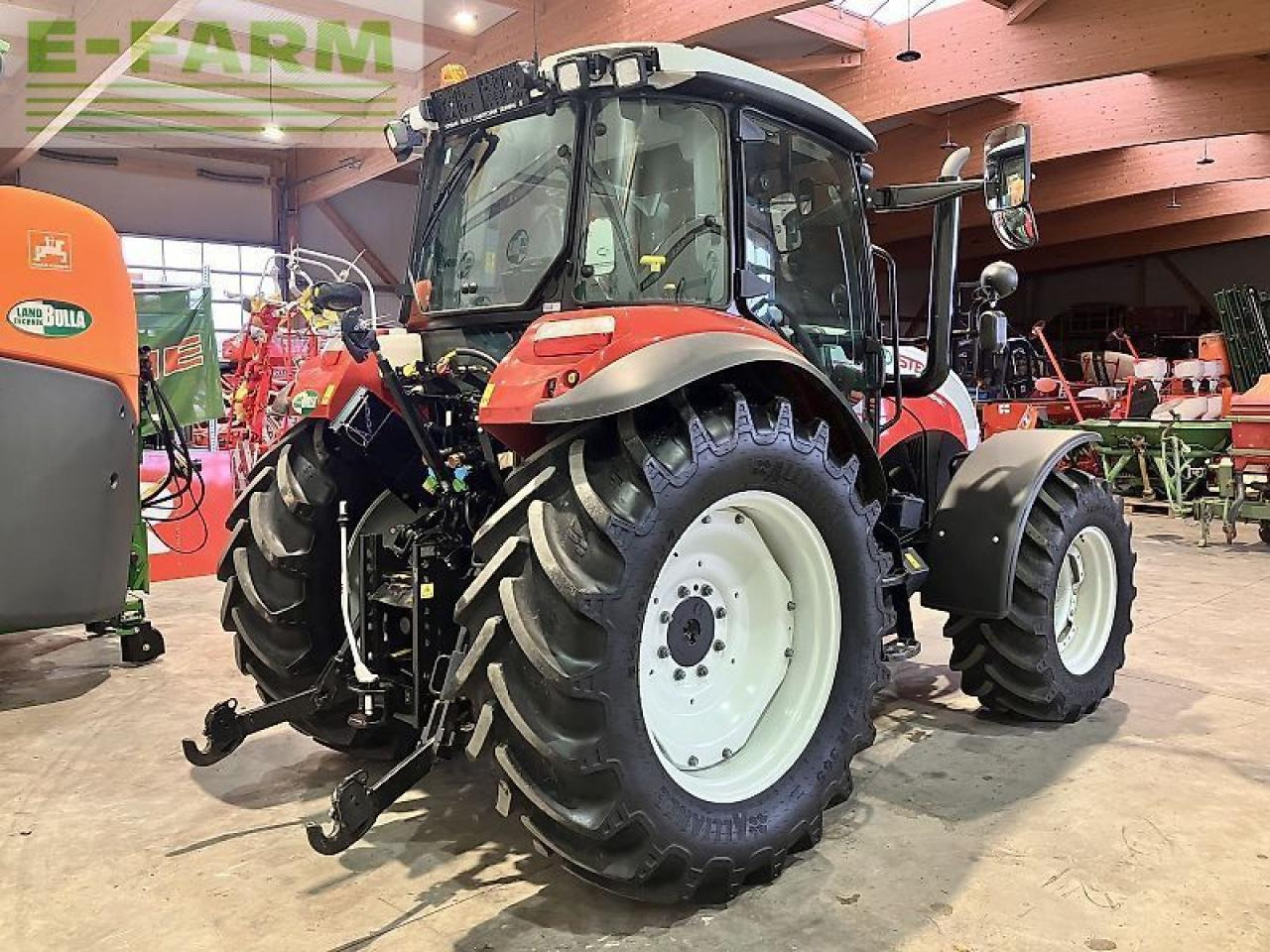 Steyr 4090 kompakt (stage v) - Traktor: obrázok 3 Steyr 4090 kompakt (stage v) - Traktor: obrázok 3