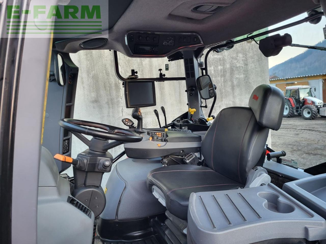 Steyr 4100 expert cvt CVT - Traktor: obrázok 5 Steyr 4100 expert cvt CVT - Traktor: obrázok 5