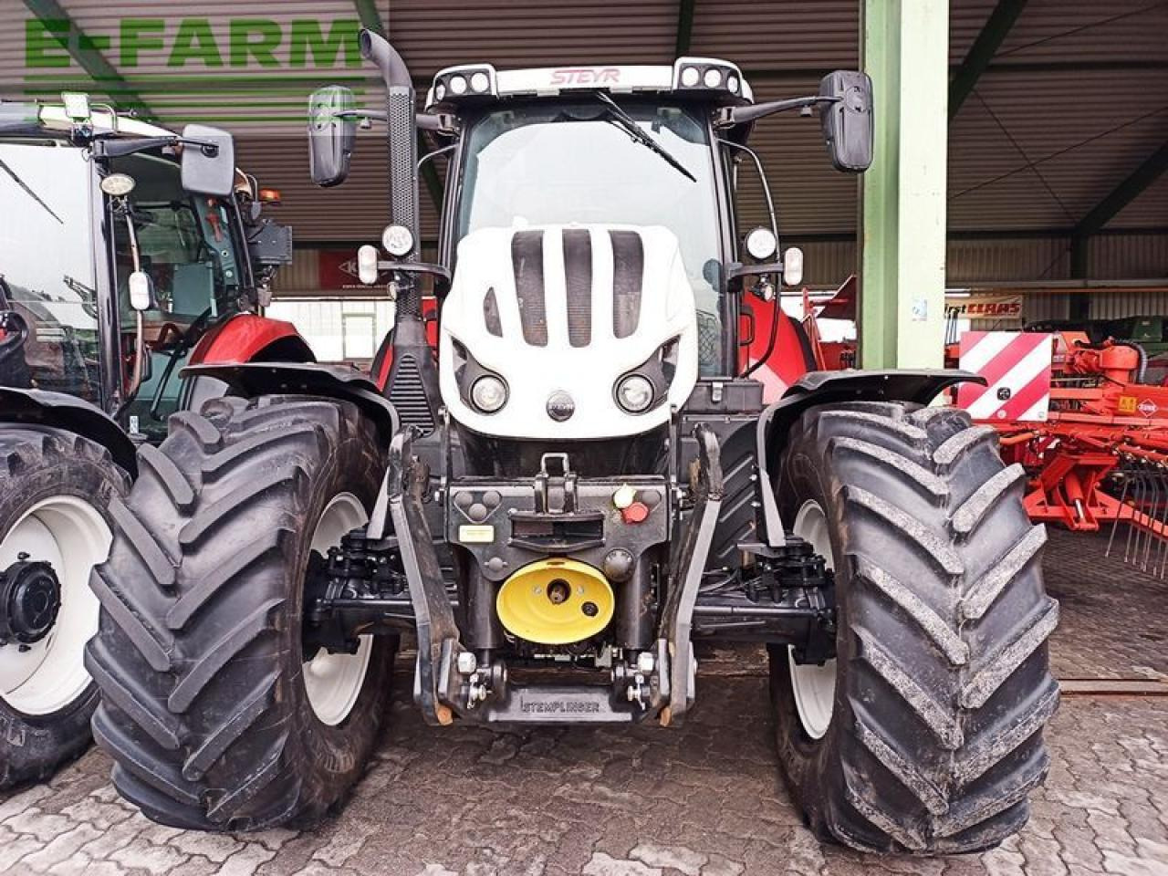 Steyr 6145 profi - Traktor: obrázok 2 Steyr 6145 profi - Traktor: obrázok 2