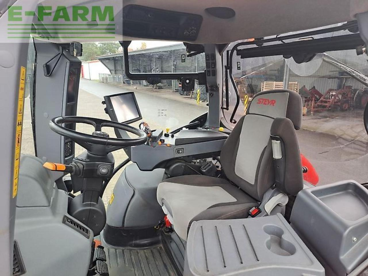 Steyr absolut cvt 6240 CVT - Traktor: obrázok 3 Steyr absolut cvt 6240 CVT - Traktor: obrázok 3