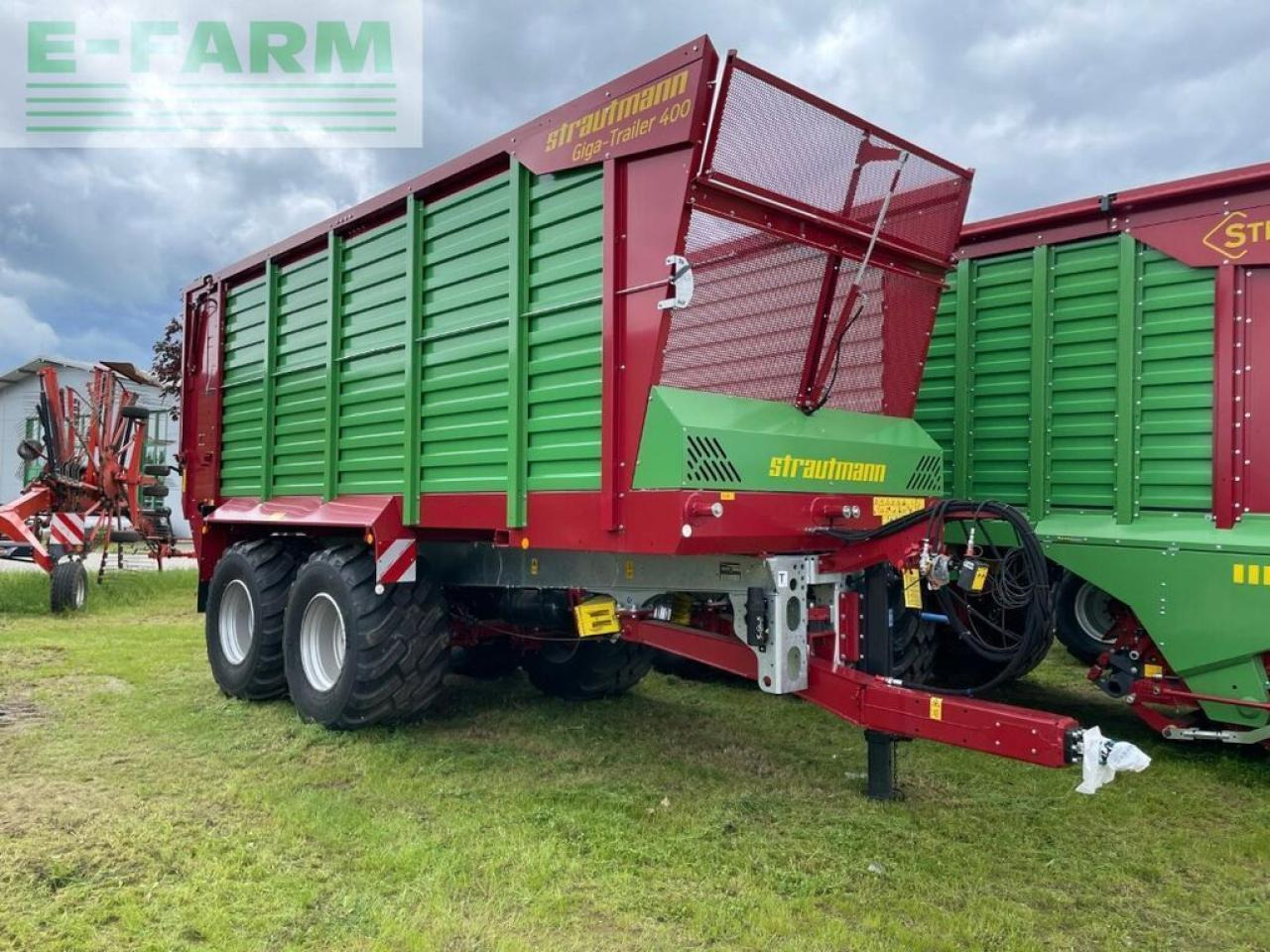 Strautmann giga-trailer 400 - Poľnohospodársky sklápěcí príves: obrázok 1 Strautmann giga-trailer 400 - Poľnohospodársky sklápěcí príves: obrázok 1