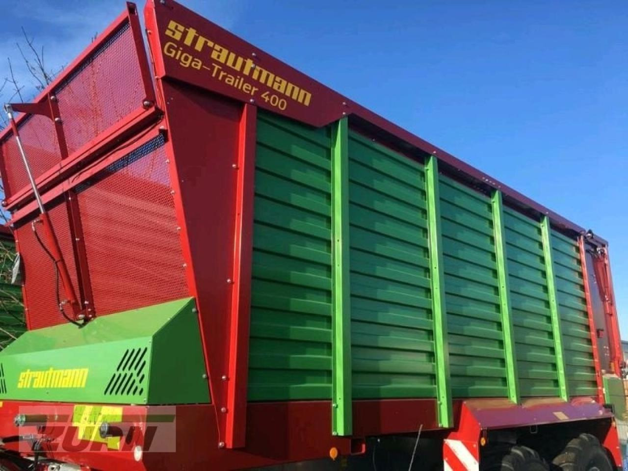 Strautmann giga-trailer 400 - Poľnohospodársky sklápěcí príves: obrázok 1 Strautmann giga-trailer 400 - Poľnohospodársky sklápěcí príves: obrázok 1